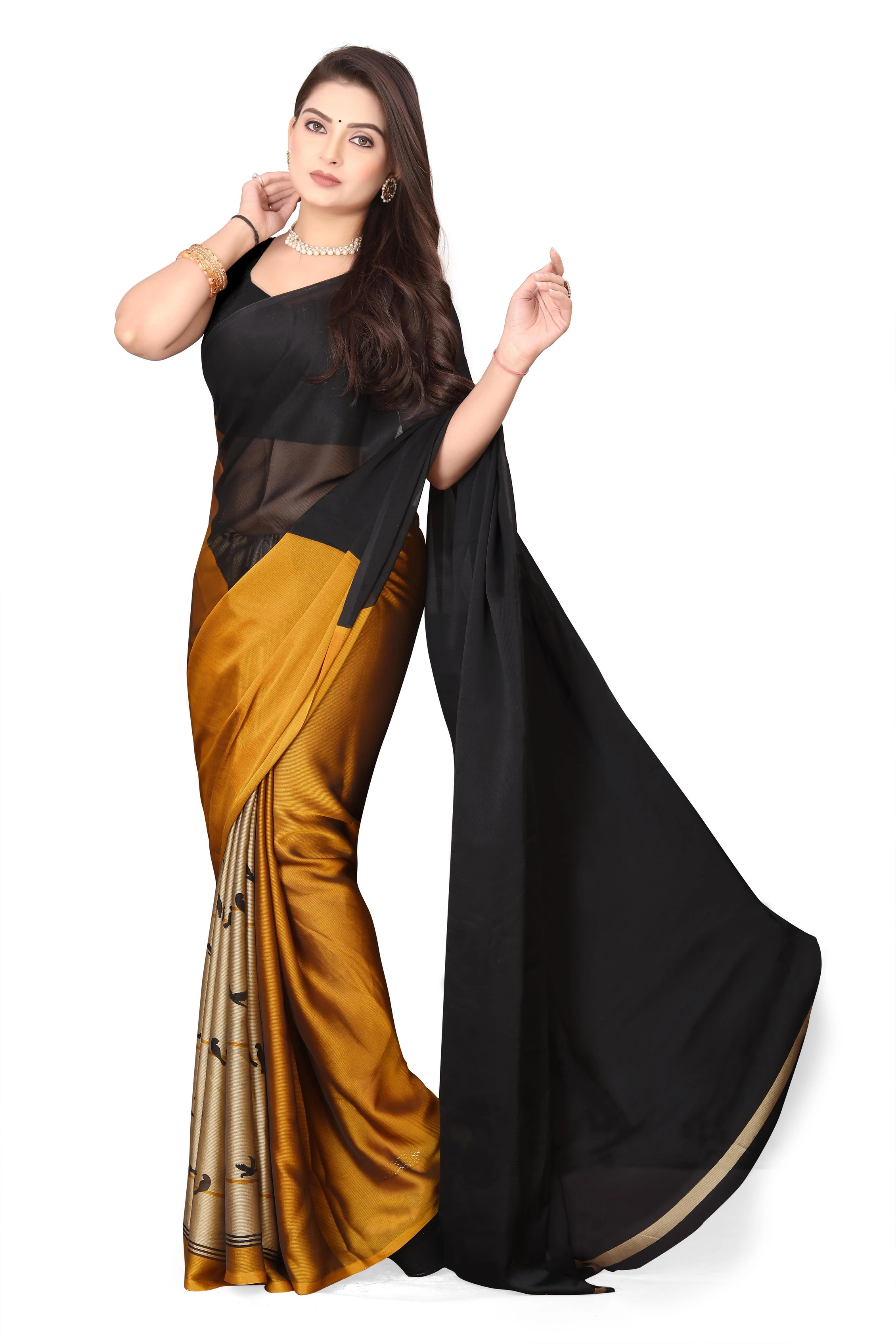 Magneitta Printed, Self Design Daily Wear Chiffon, Georgette Saree (Gold)